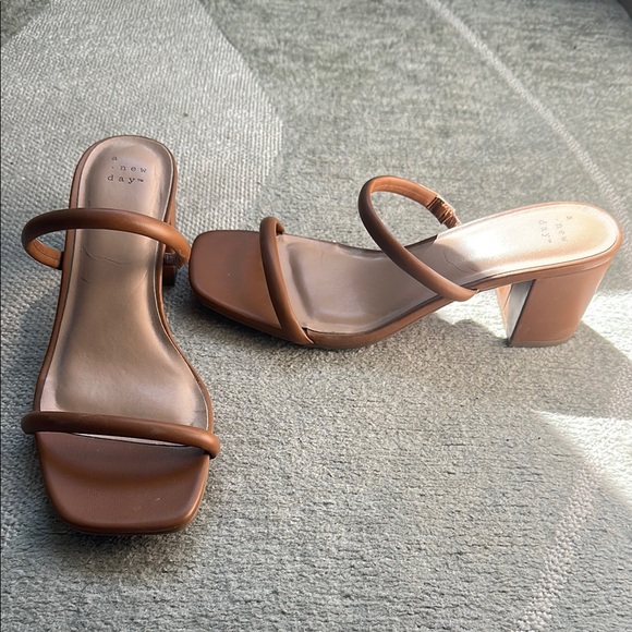 A New Day Brown Minimalist Sandals - Picture 2 of 2